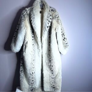 VTG Monterey Fashion Faux Fur Cheetah Coat with Pockets Cream Fur Coat Sz 1X
